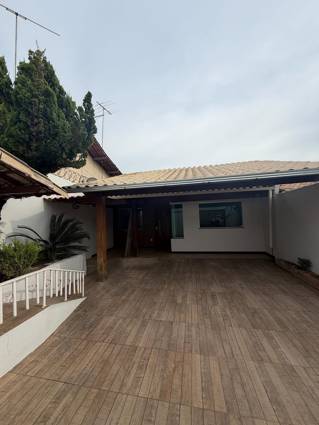 Post 10 by Lagoa imoveis | Imobiliária on Instagram (carousel)