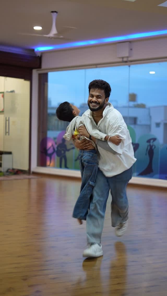 Post 7 by Siddu Moolimani on Instagram (video)
