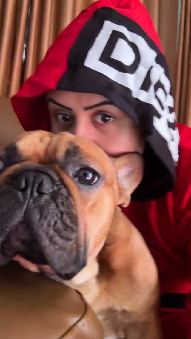 Post 1 by Sarika Sanjot on Instagram (video)