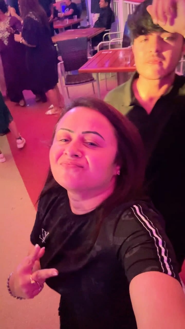Post 2 by Sarika Sanjot on Instagram (video)