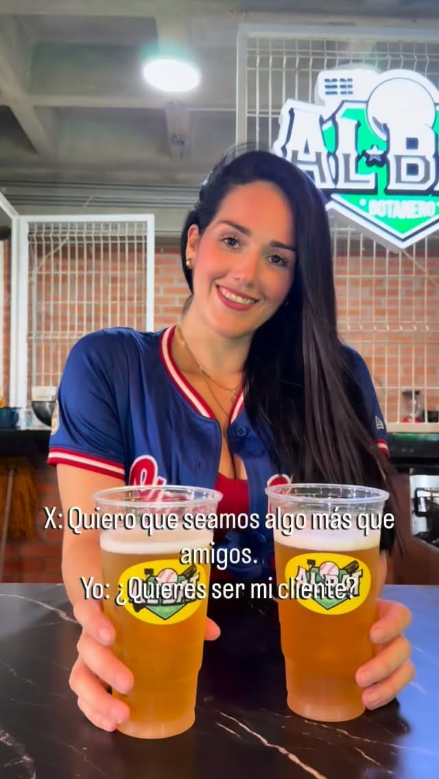 Post 10 by Mónica Carral on Instagram (video)