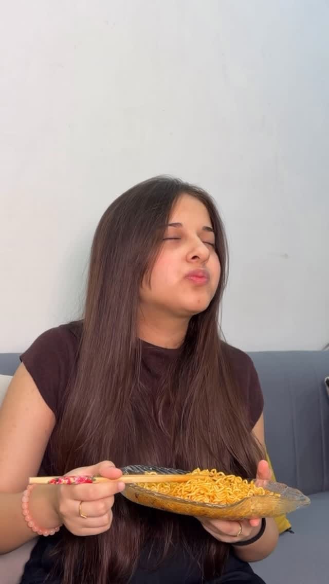 Post 6 by Kashvi Grover on Instagram (video)