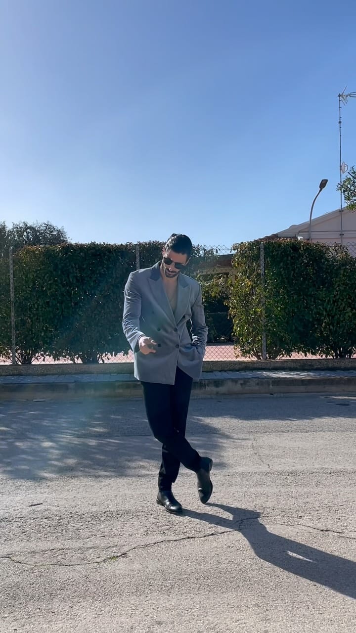 Post 7 by Hamza Badri on Instagram (video)
