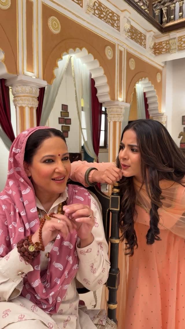 Post 9 by Rakshanda Khan on Instagram (video)