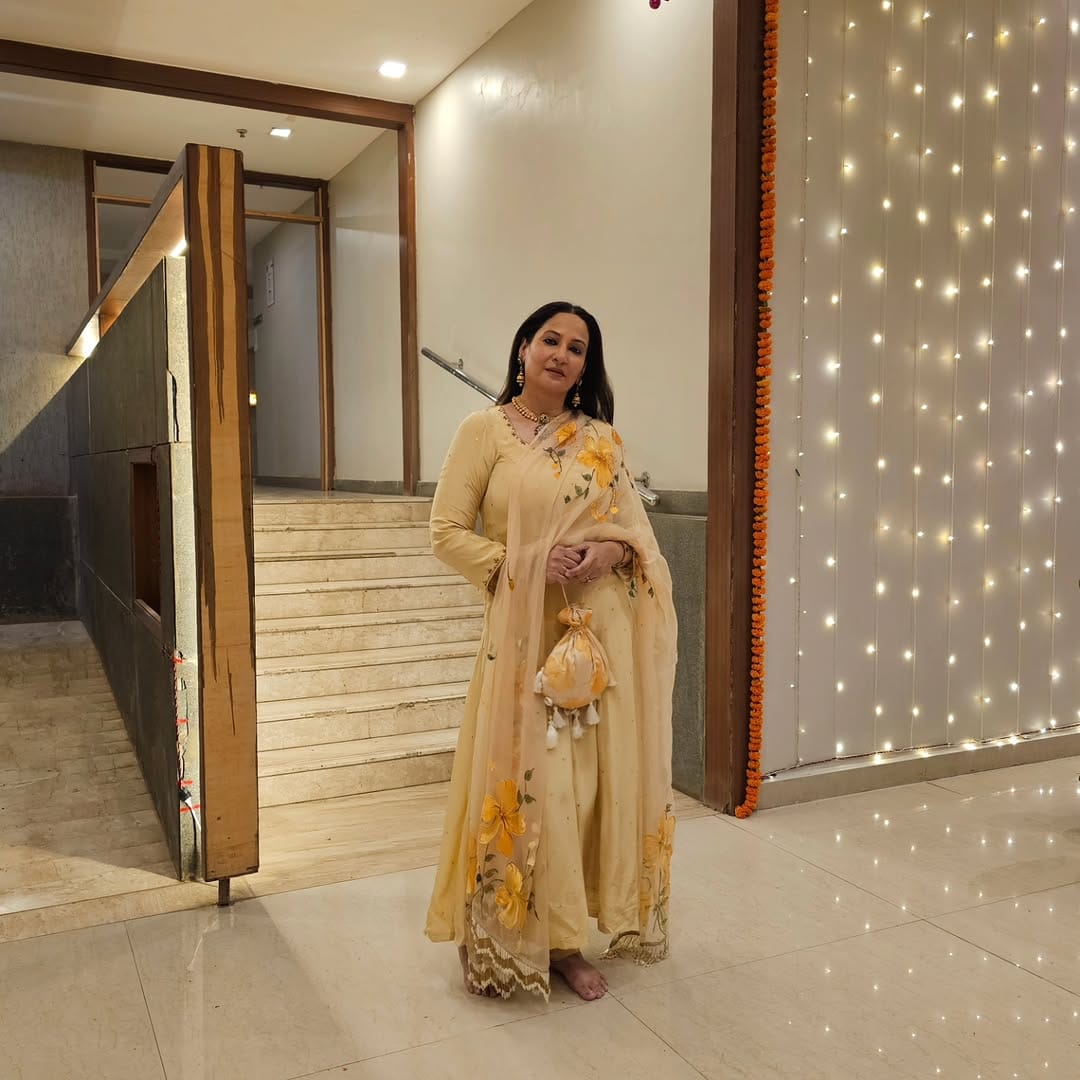 Post 8 by Rakshanda Khan on Instagram (carousel)