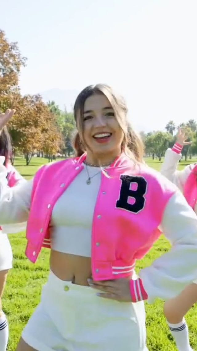 Post 4 by TWICE Chile Oficial 🇨🇱 on Instagram (video)