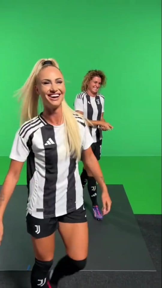 Post 2 by Alisha Lehmann 🧊 Fanpage on Instagram (video)