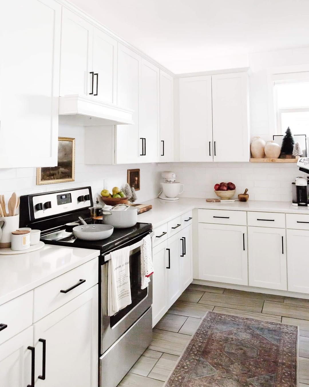 Post 8 by Yara • Home Design • DIY on Instagram (image)