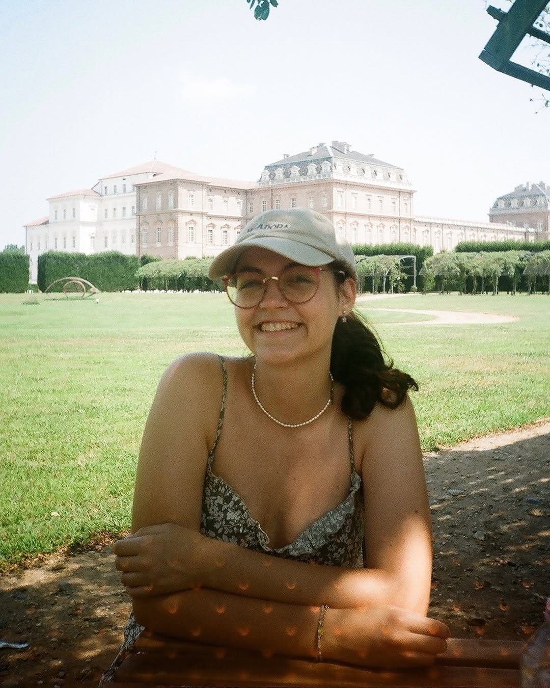 Post 5 by María de Francia 🦋 on Instagram (carousel)