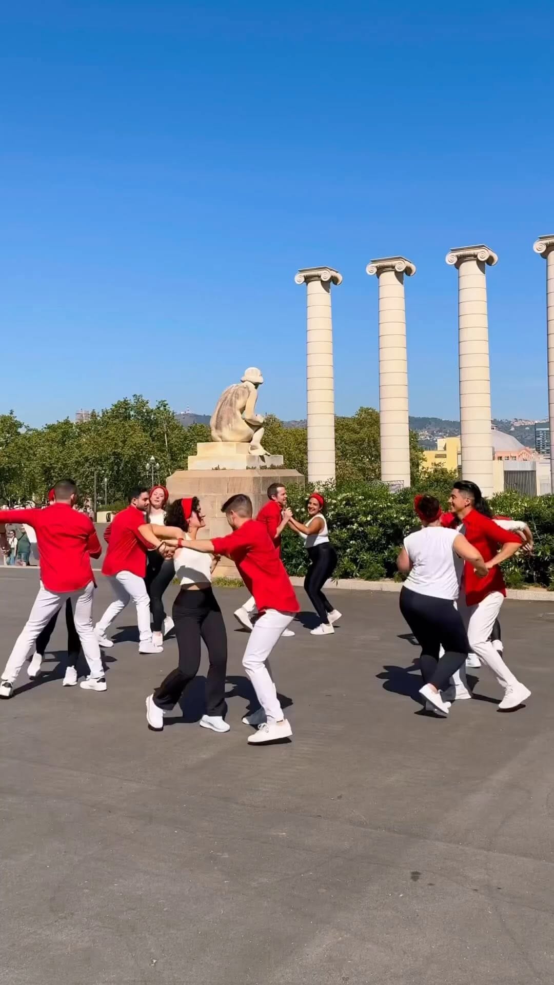 Post 10 by Salsa on Instagram (video)