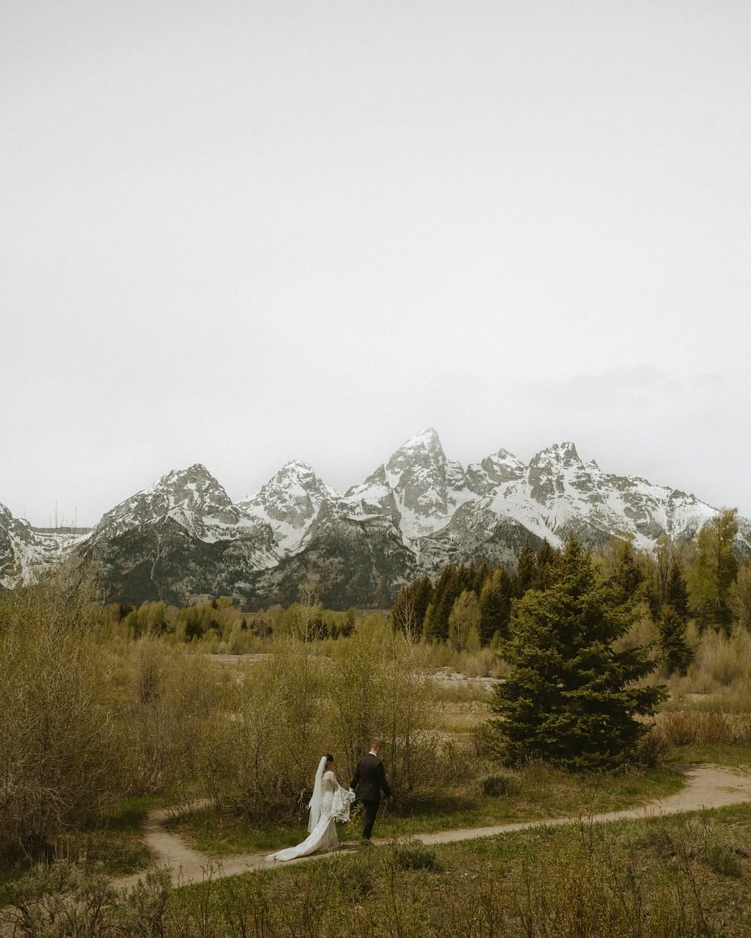 Post 3 by Oregon & Destination Photographer + Video | Shelby on Instagram (carousel)