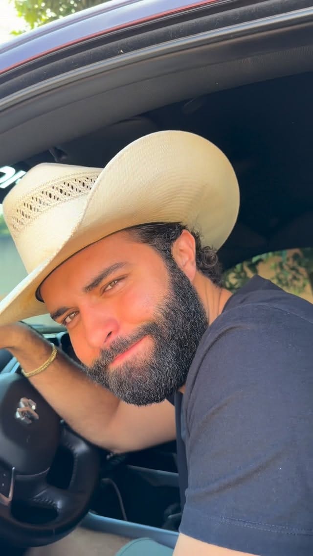 Post 4 by 𝐋𝐔𝐈𝐙 𝐌𝐀𝐆𝐀𝐋𝐇Ã𝐄𝐒 on Instagram (video)