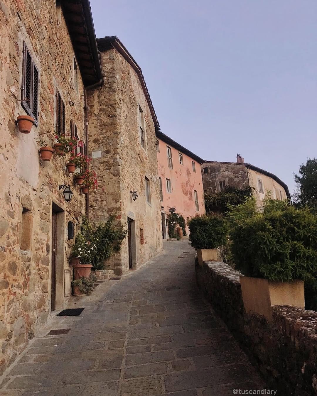 Post 4 by Tuscan Diary on Instagram (image)