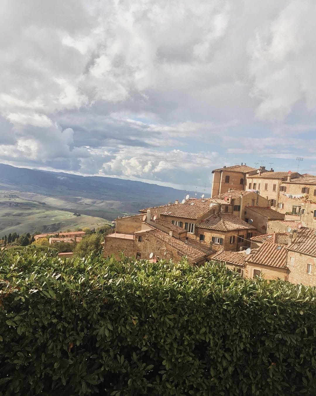 Post 2 by Tuscan Diary on Instagram (image)