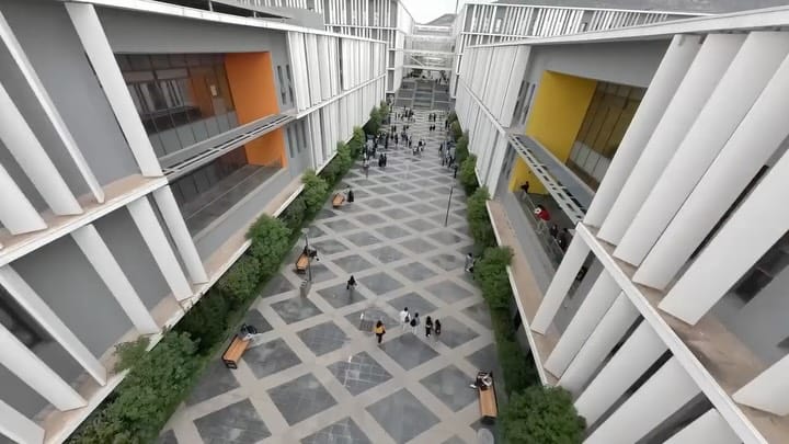 Post 9 by Euromed University of Fes on Instagram (video)