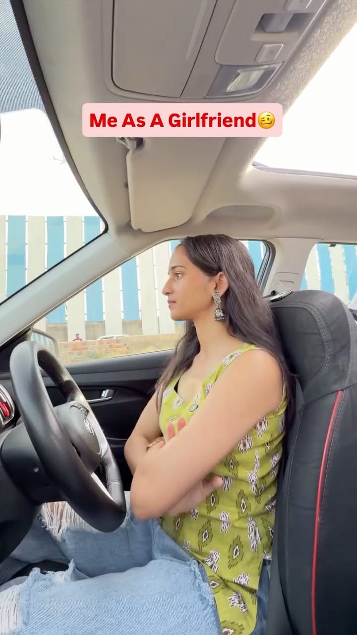 Post 6 by Dolly pathak❤️ on Instagram (video)