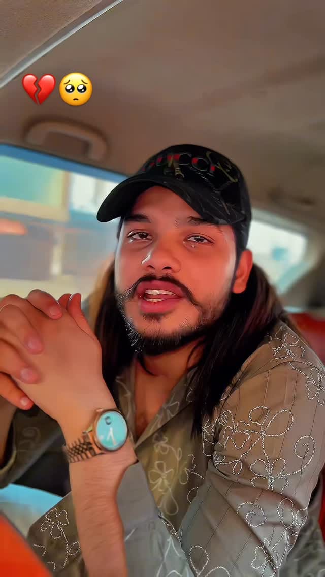 Post 8 by Samar Malik on Instagram (video)