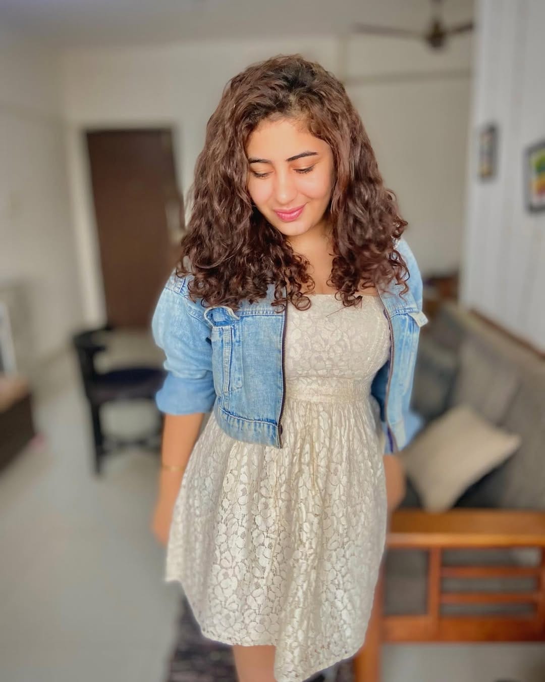 Post 9 by 𝐆𝐞𝐞𝐭𝐢𝐤𝐚 𝐌𝐞𝐡𝐚𝐧𝐝𝐫𝐮 on Instagram (image)