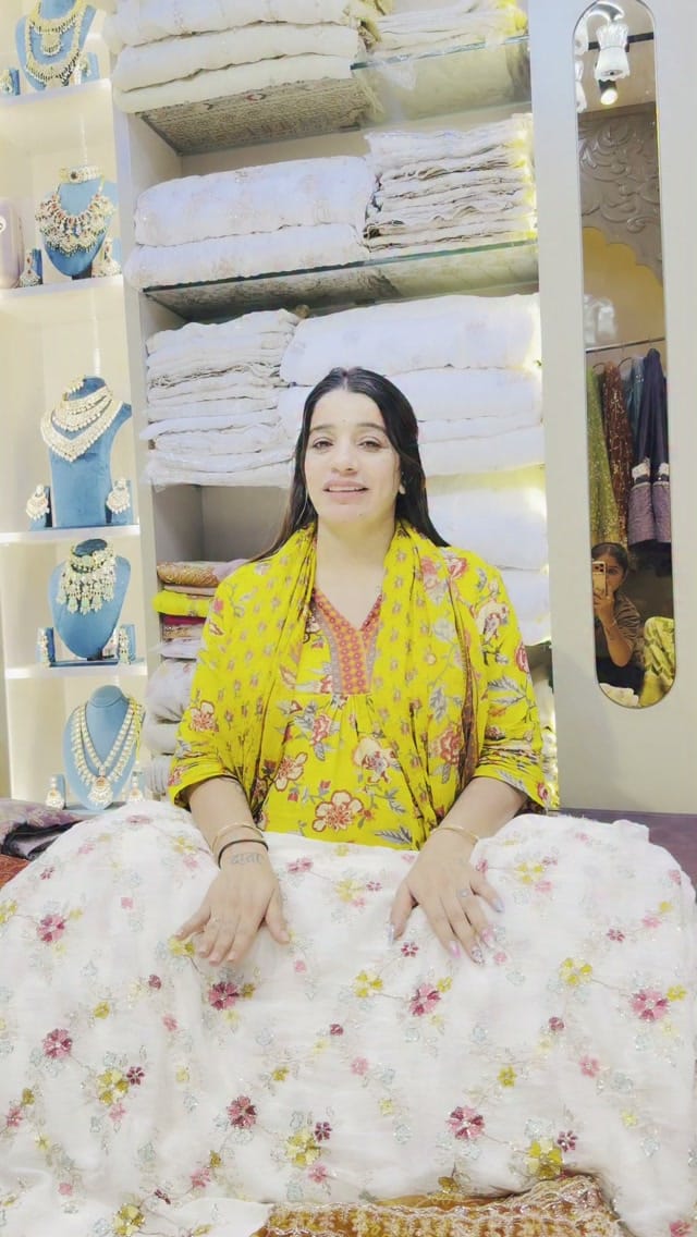 Post 2 by Tanisha Gehlot on Instagram (video)