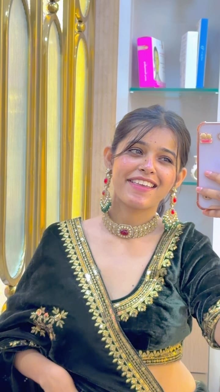 Post 1 by Tanisha Gehlot on Instagram (video)