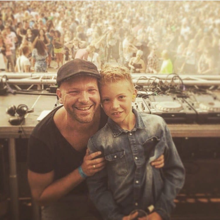 Post 6 by René Amesz on Instagram (image)