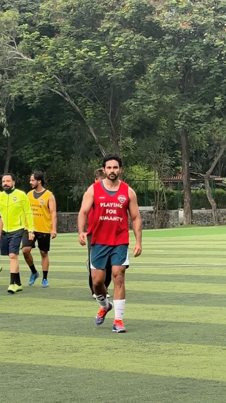 Post 3 by Abhishek Bajaj on Instagram (video)