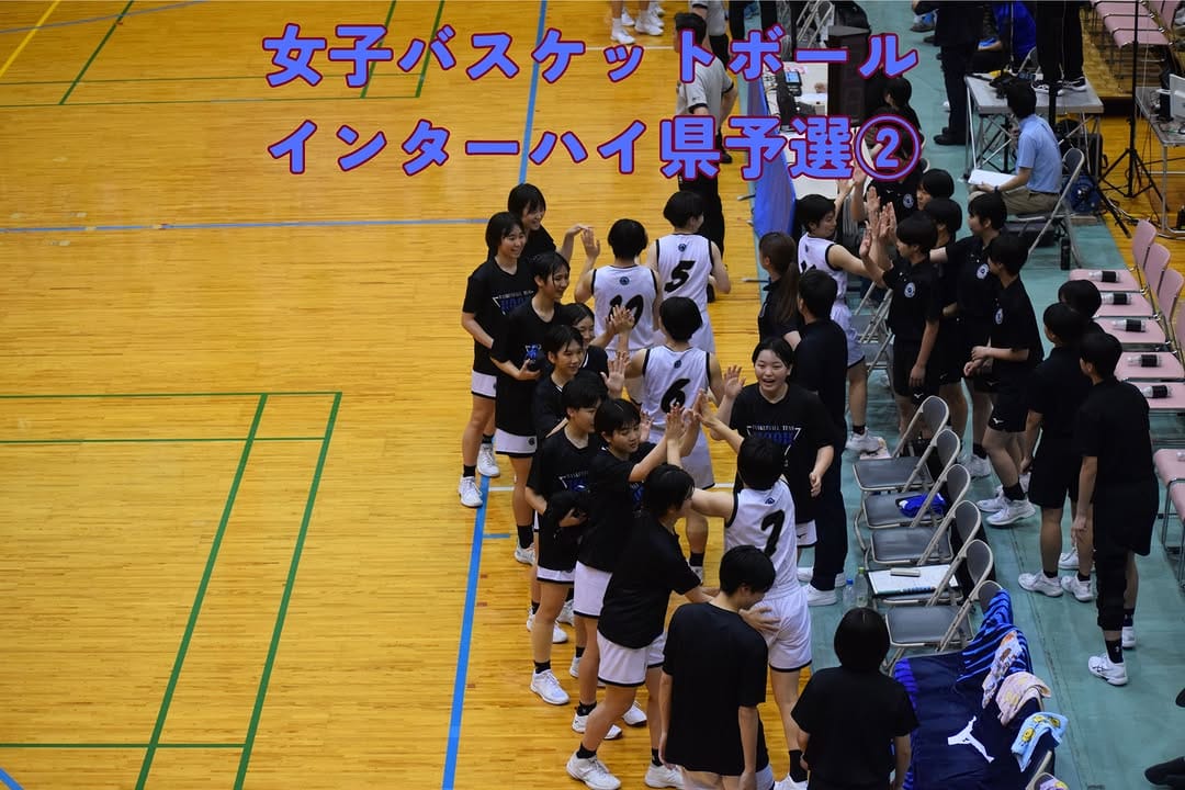 Post 5 by 鳳凰高等学校【公式】 on Instagram (carousel)