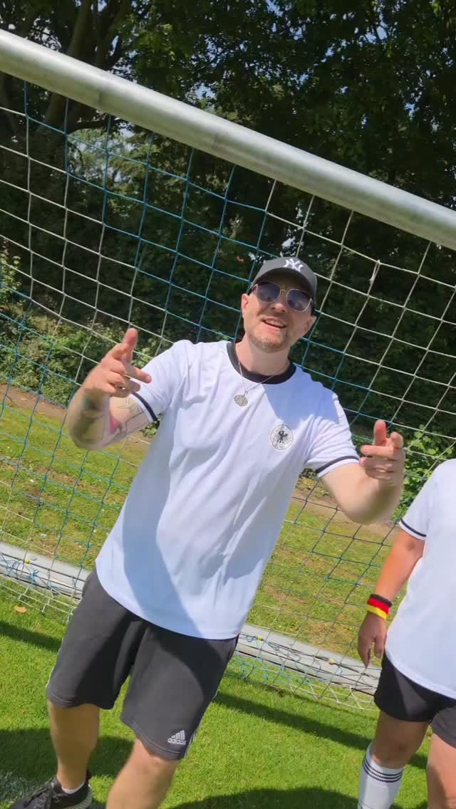 Post 6 by BOORE on Instagram (video)