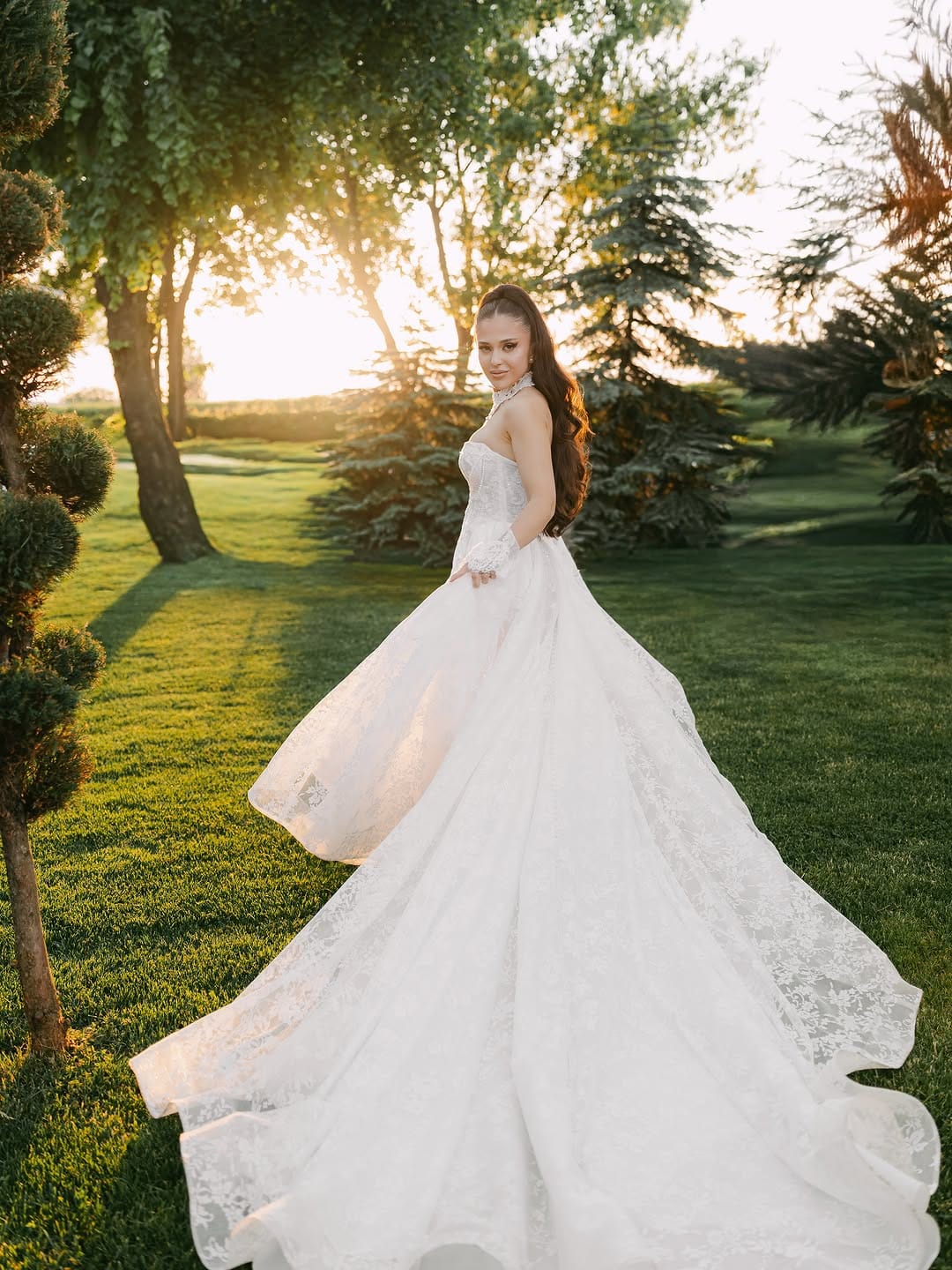 Post 10 by MAJOS DANIEL | Fotograf Nuntă - Wedding Photographer on Instagram (carousel)