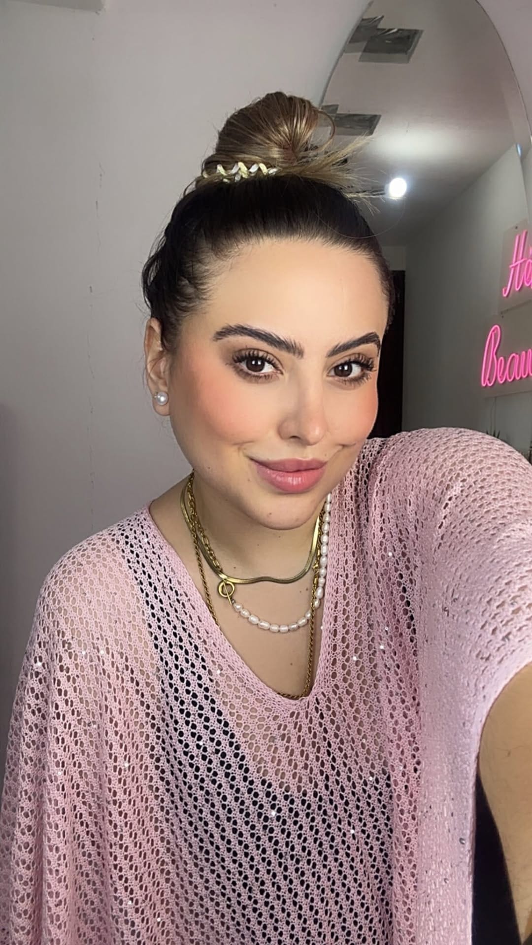 Post 1 by Montse Corzo✨ on Instagram (video)