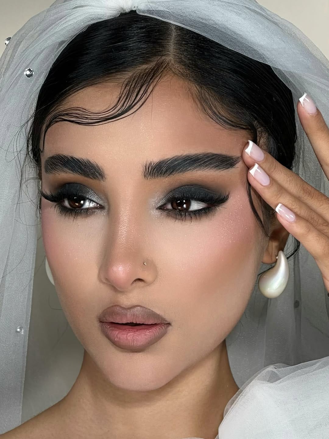 Post 1 by ژاله نصیری /میکاپ آرتیست عروس / آموزش میکاپ / مازندران/تهران on Instagram (carousel)