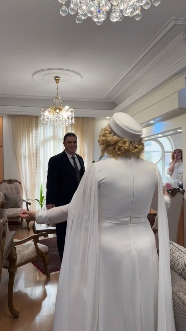 Post 6 by ژاله نصیری /میکاپ آرتیست عروس / آموزش میکاپ / مازندران/تهران on Instagram (video)