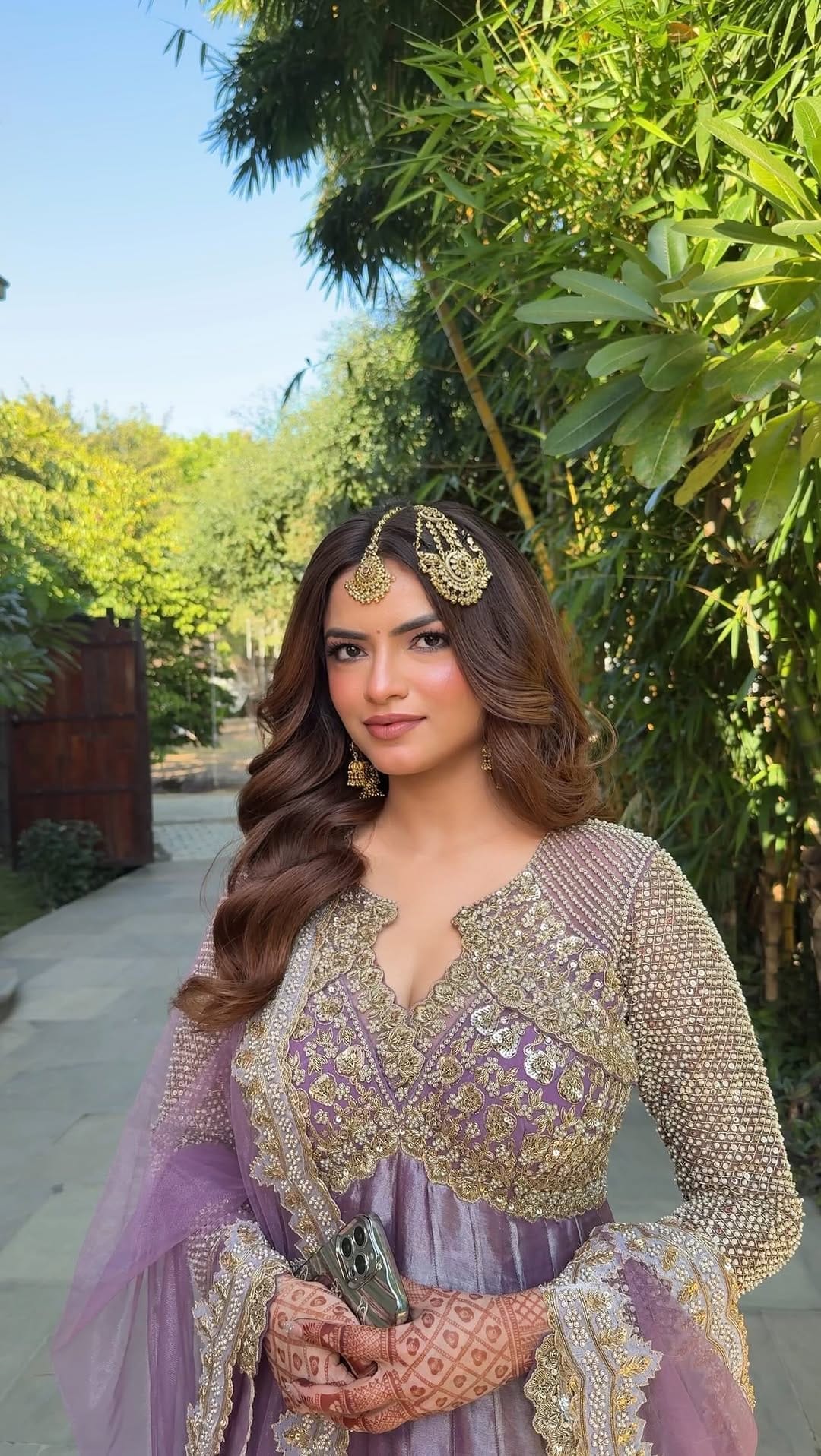 Post 6 by Vaishnavi Dhondiyal on Instagram (video)