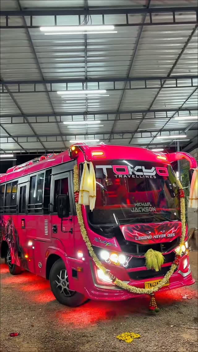 Post 1 by DRIVE IN STYLE graphics on Instagram (video)