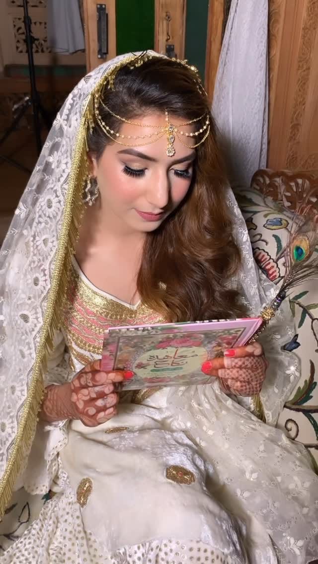 Post 7 by Makeup By Shabnum on Instagram (video)