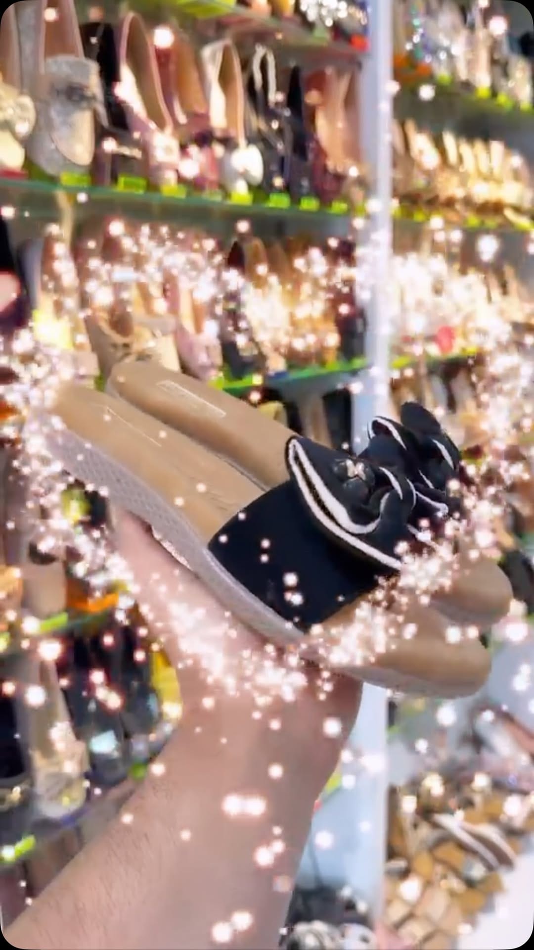 Post 3 by Makeup By Shabnum on Instagram (video)