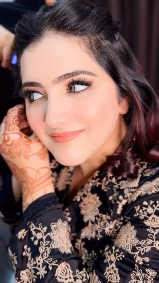 Post 9 by Bushra Husain on Instagram (video)