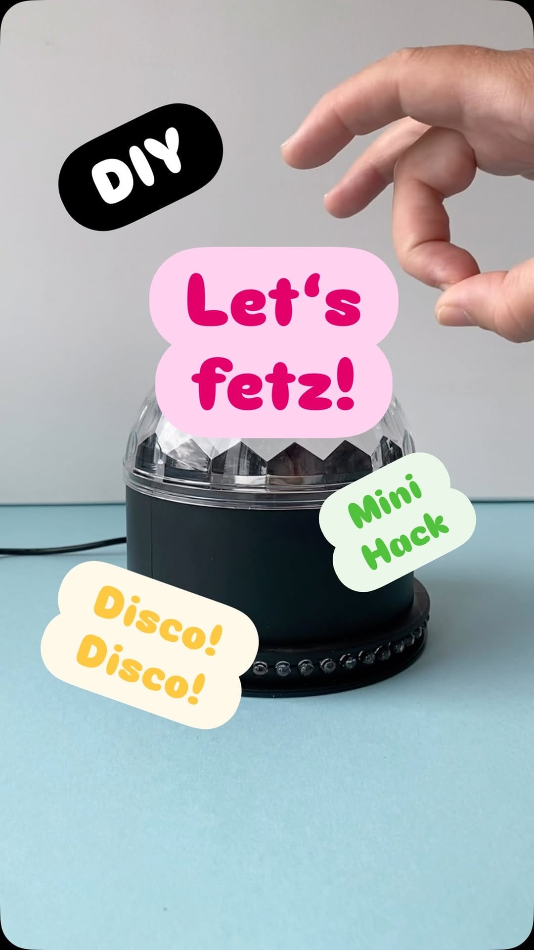 Post 2 by Annika Kelm | Illustrative Produkte & DIY on Instagram (video)