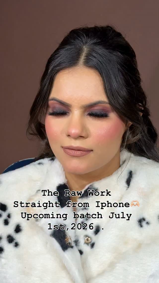 Post 3 by Shivangi Jindal |  MAKEUP ARTIST 💄 on Instagram (video)