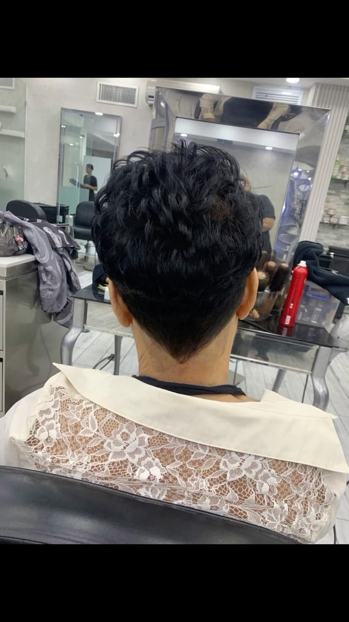 Post 10 by Forever Hair studio on Instagram (video)