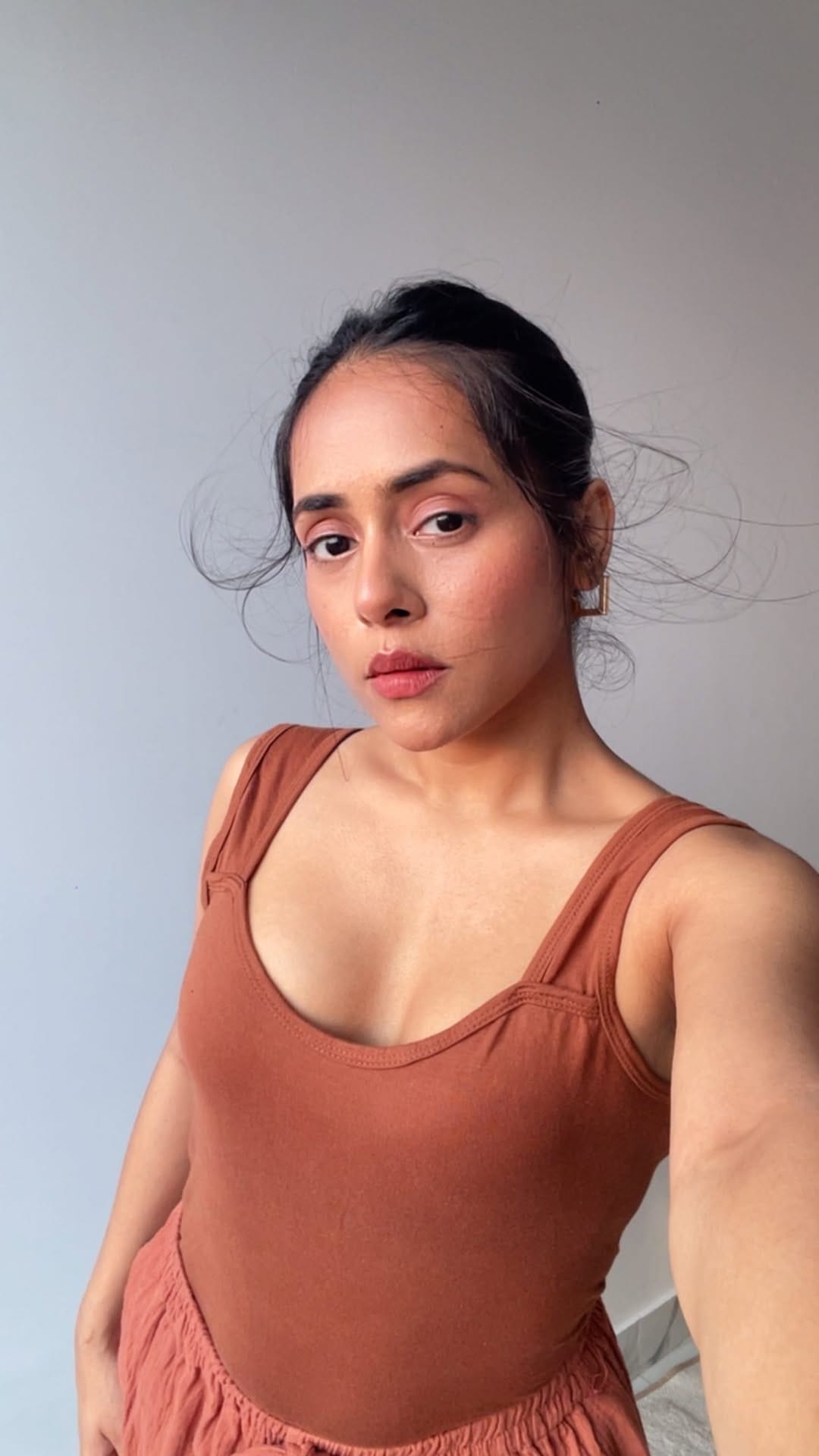 Post 3 by Akanksha Soni 💋 on Instagram (video)