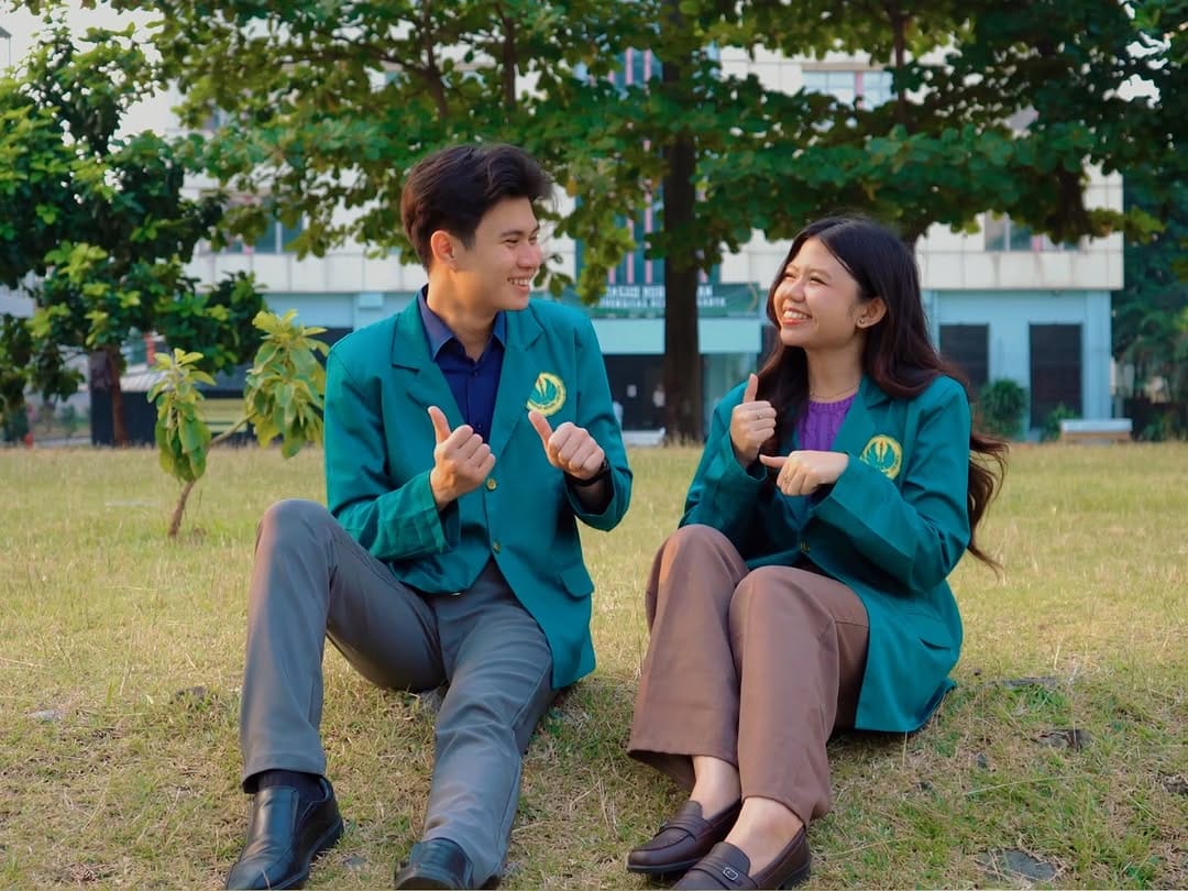 Post 5 by Universitas Negeri Jakarta on Instagram (video)