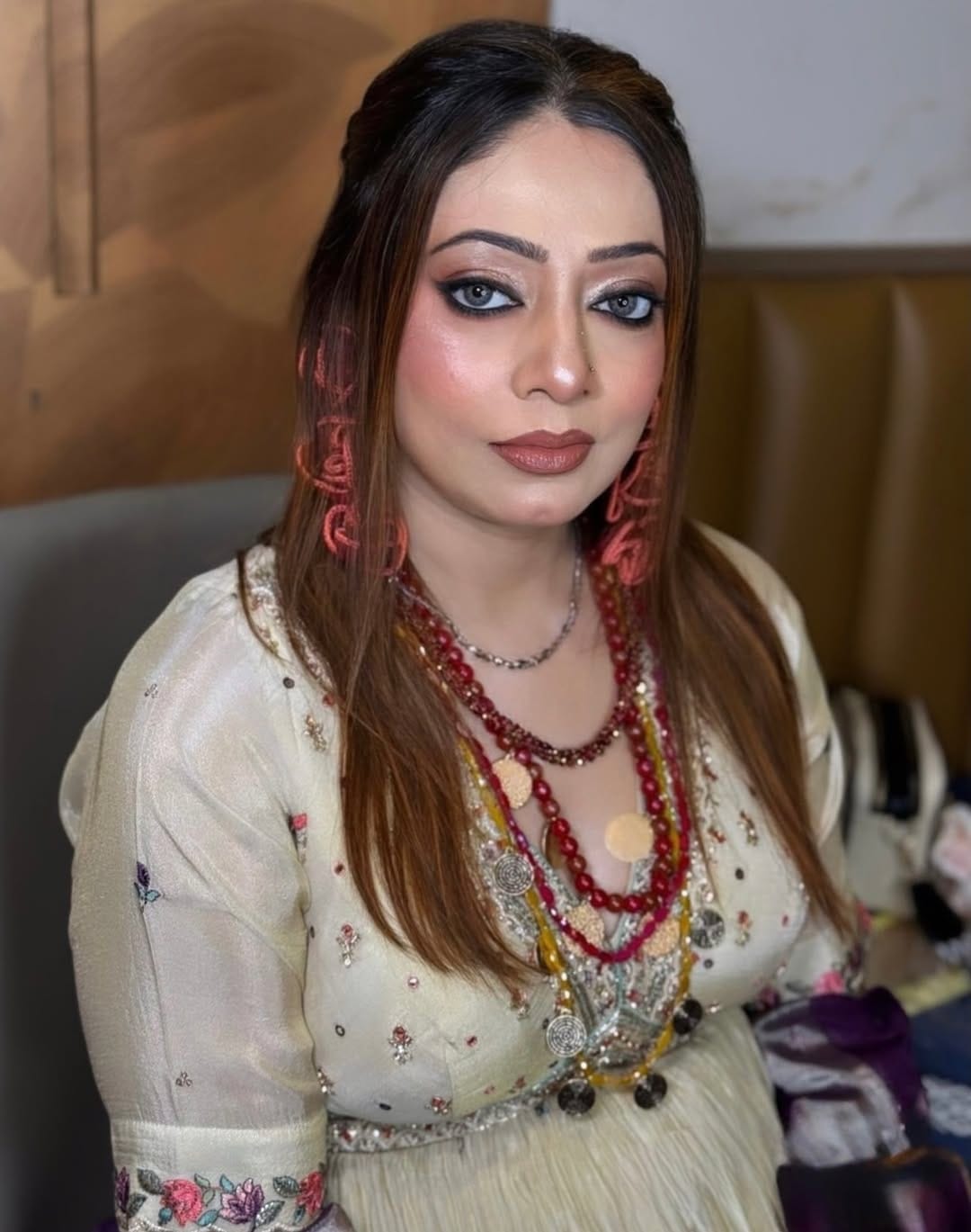 Post 1 by @makeupbyhudakhan on Instagram (carousel)