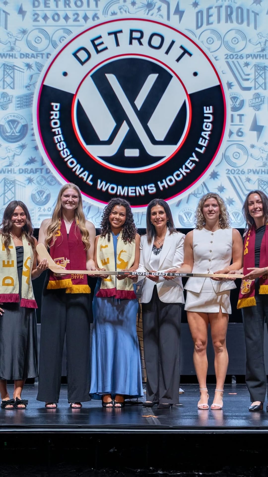 Post 8 by Colgate Women's Ice Hockey on Instagram (video)