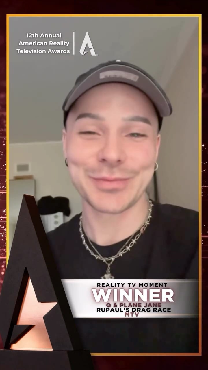 Post 5 by Q on Instagram (video)