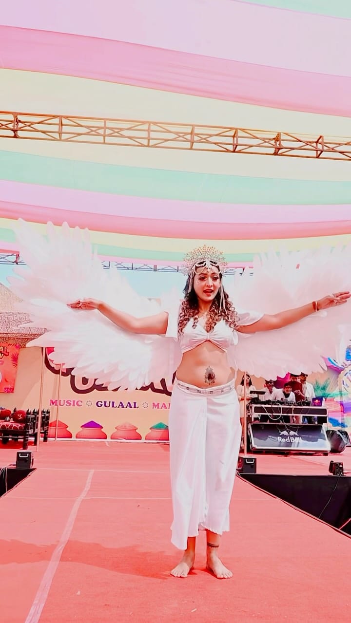 Post 2 by Sonia Shil on Instagram (video)
