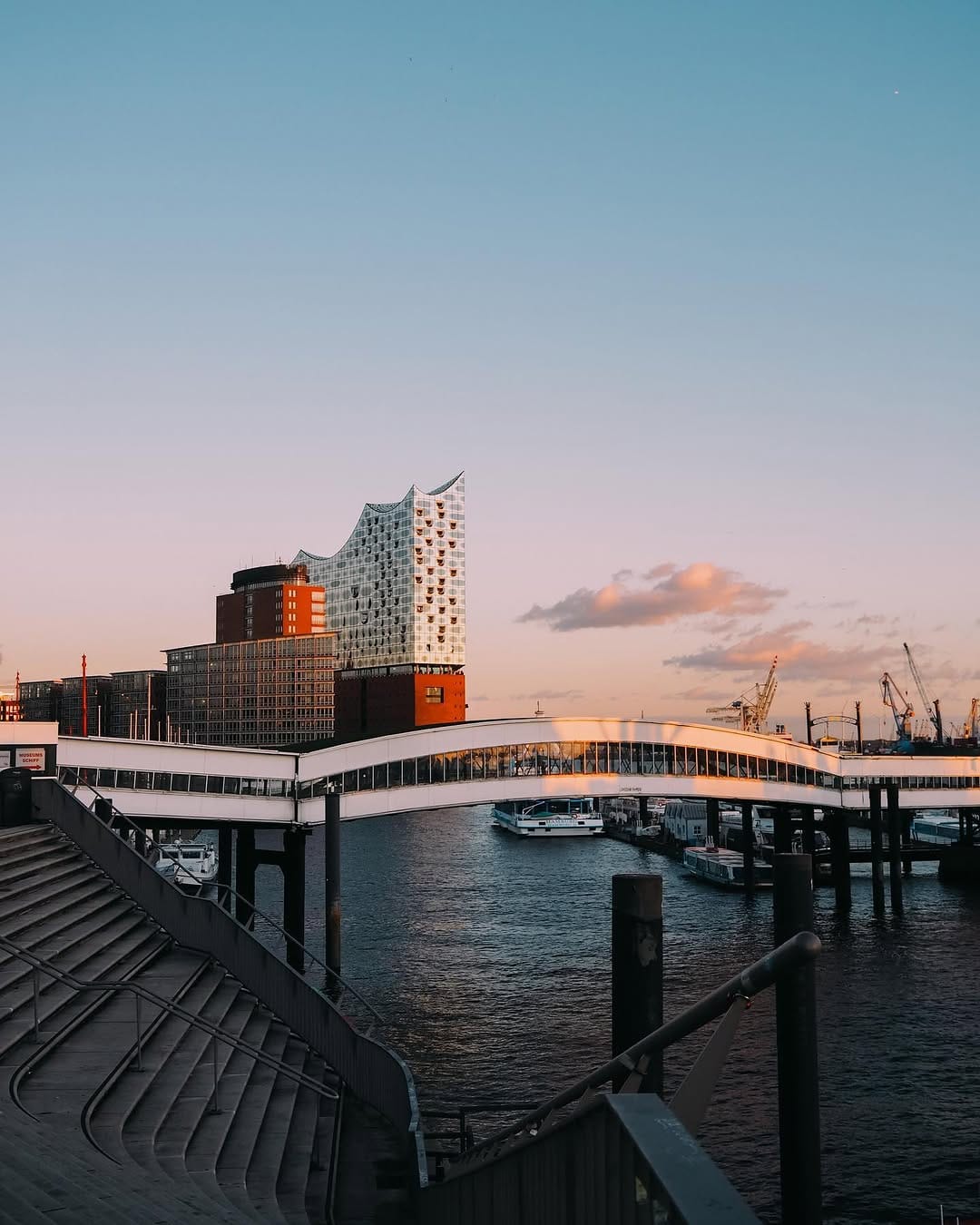 Post 10 by hamburg_eyes on Instagram (image)