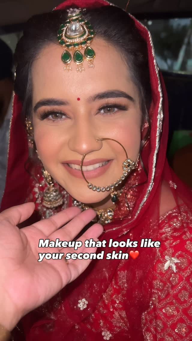 Post 9 by Gunjan Sabharwal Mua on Instagram (video)