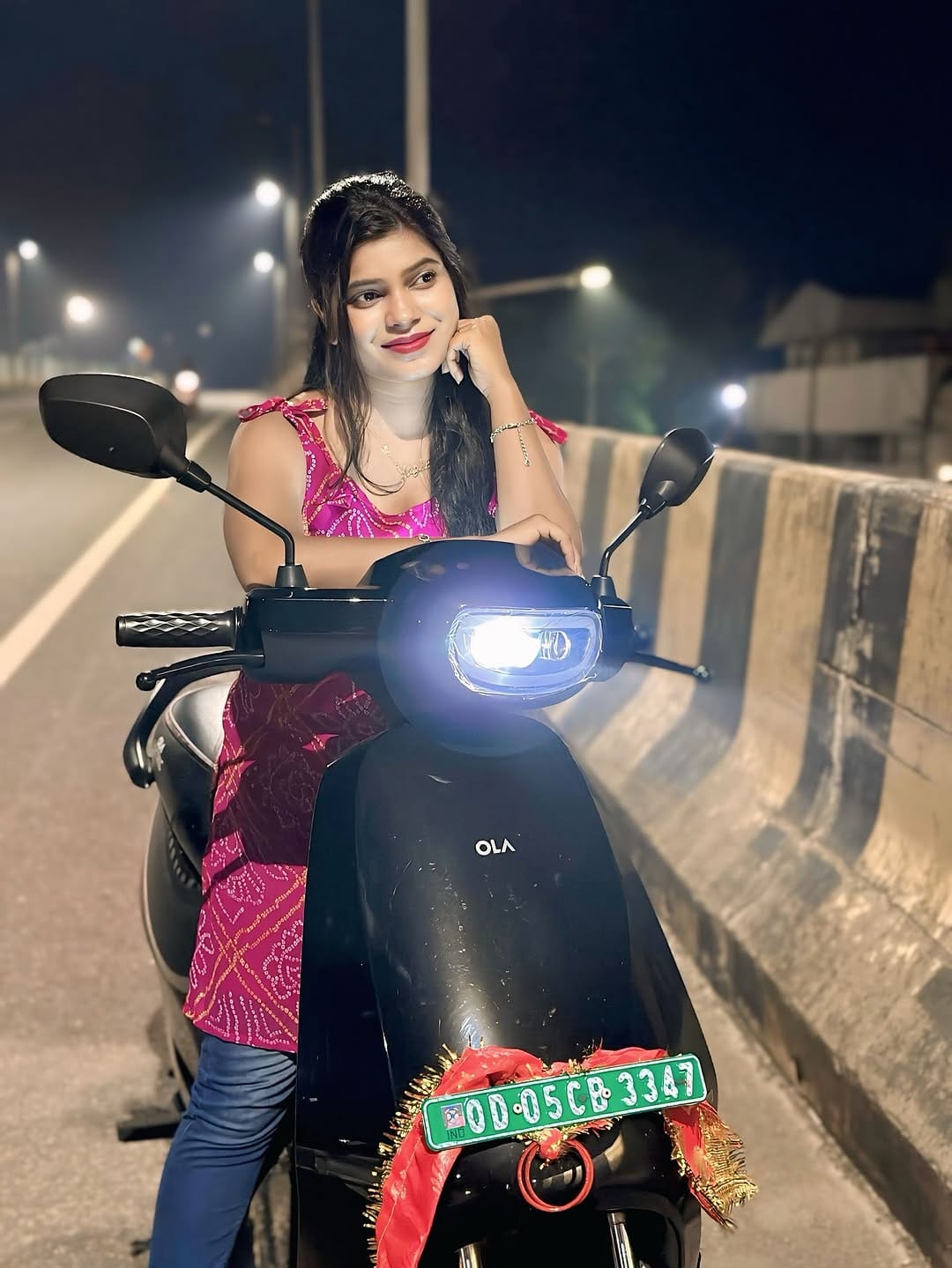 Post 10 by Megha Saha on Instagram (image)