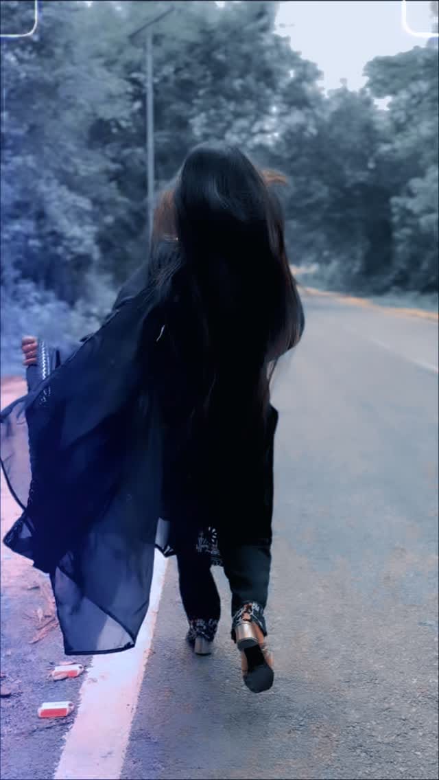 Post 9 by Megha Saha on Instagram (video)